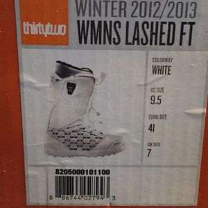 Snowboard boots size around 9